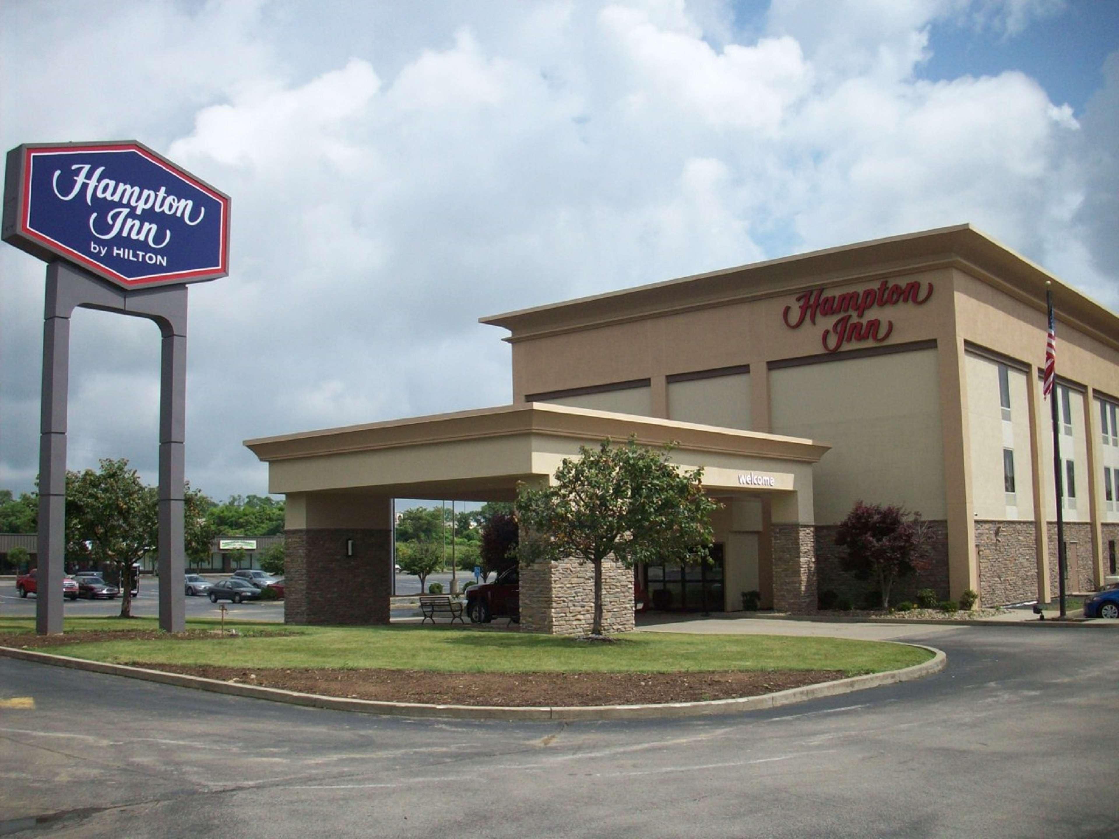 Hampton Inn Uniontown Extérieur photo